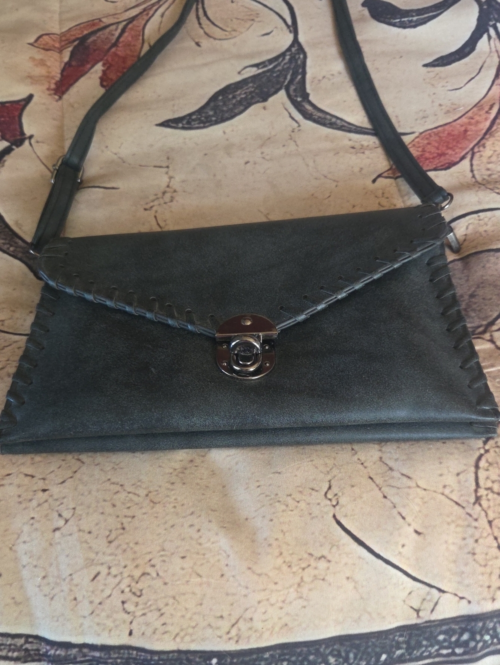 Charlotte Russe Leather Black Envelope Crossbody with Turn-Lock